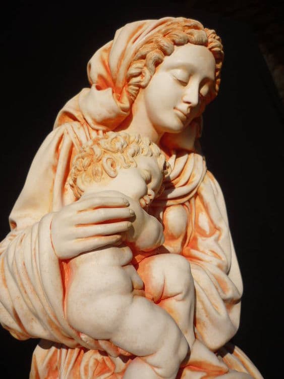 Madonna with baby - Thumbnail 2