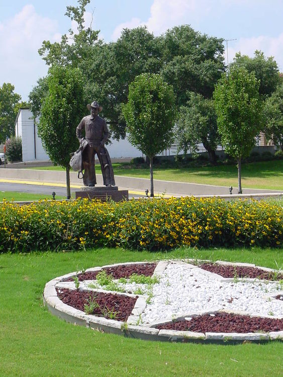 Monuments - Reese B. Lockett